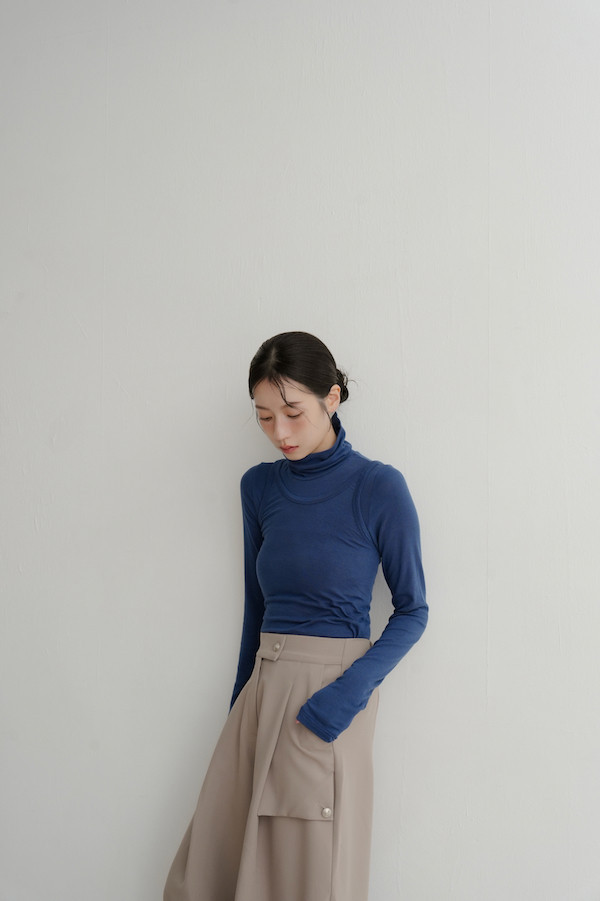 後領開衩附背心上衣(寶藍) 