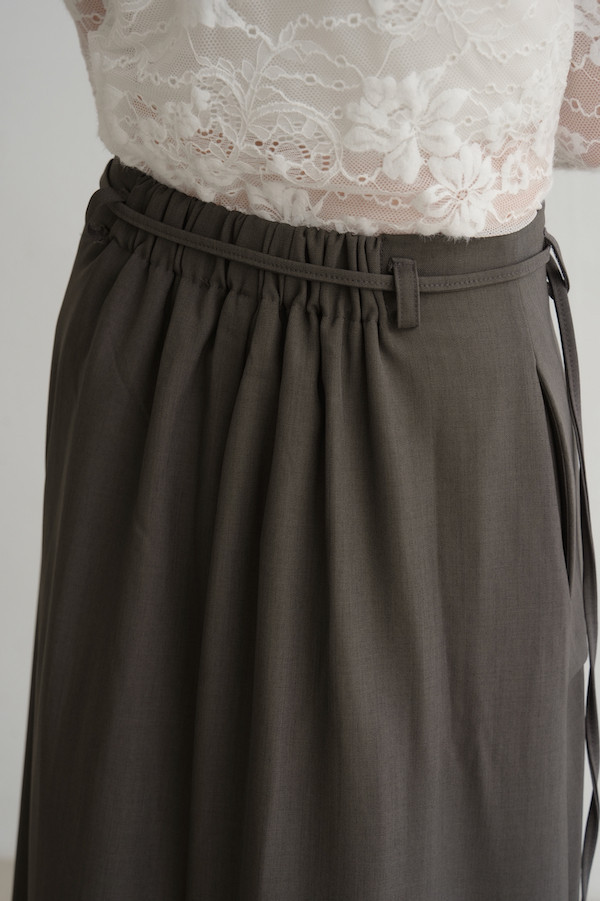 附繫帶假兩件式長裙(灰) 