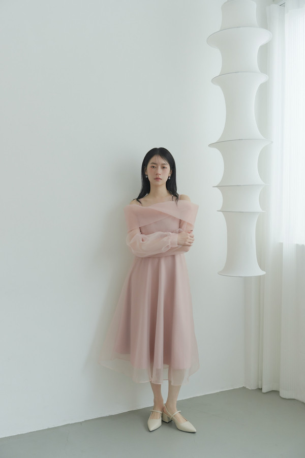 翻領卡肩透紗長洋裝(粉) 