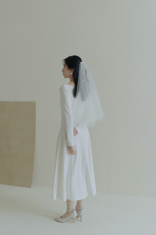 垂領抓褶網紗長洋裝(白) 