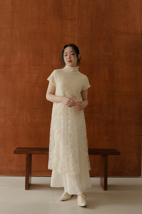 斜紋蕾絲小魚尾長裙(白) 