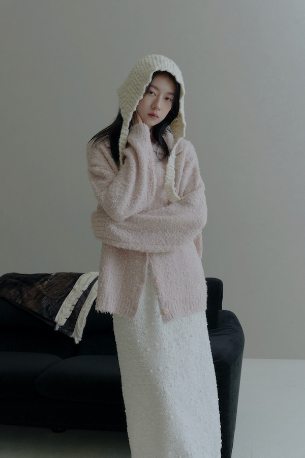 立體球球毛絨感長裙(白) 