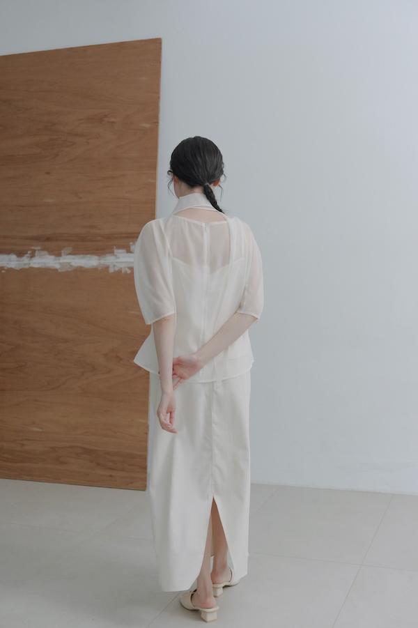 透肌彎弧袖韓系上衣(白) 