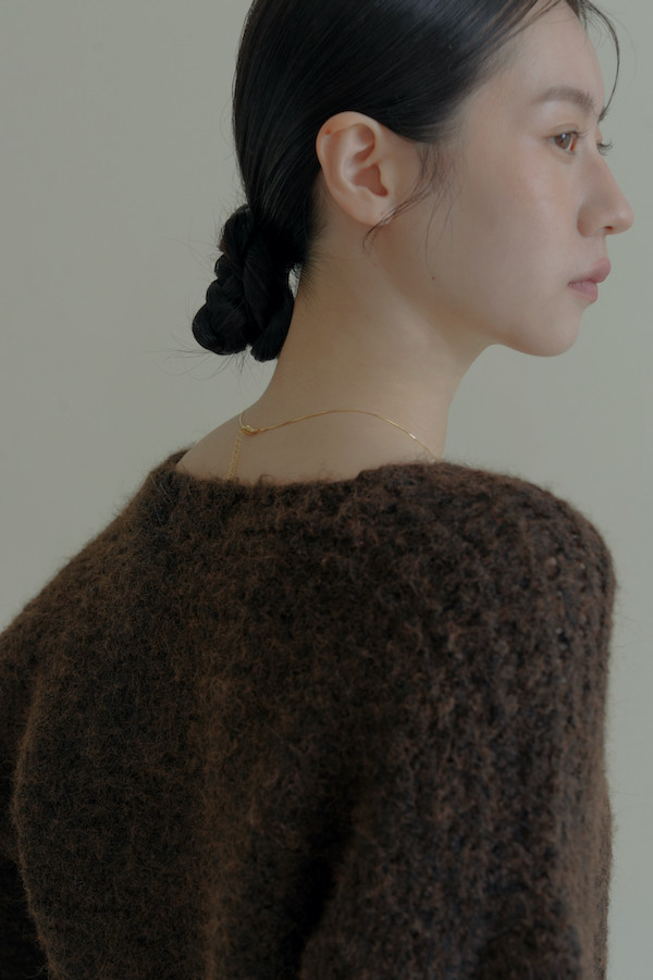 簡約Ｖ領針織落肩上衣(深咖) 