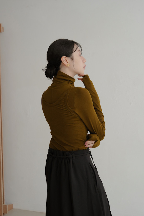 後領開衩附背心上衣(橄欖綠) 