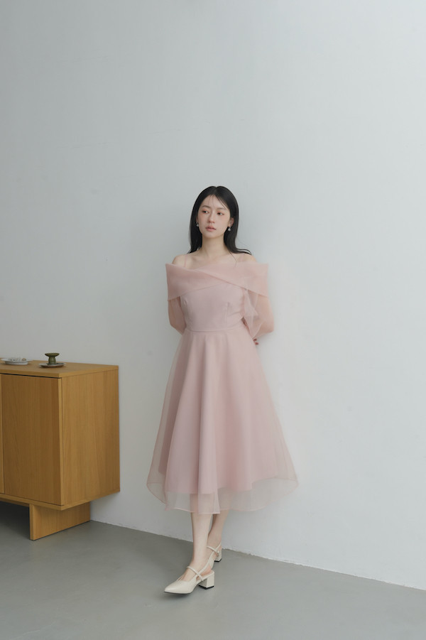 翻領卡肩透紗長洋裝(粉) 