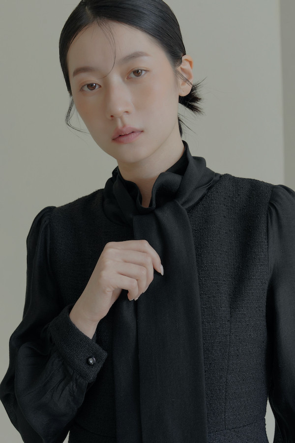 領巾綁帶小香風長洋裝(黑) 