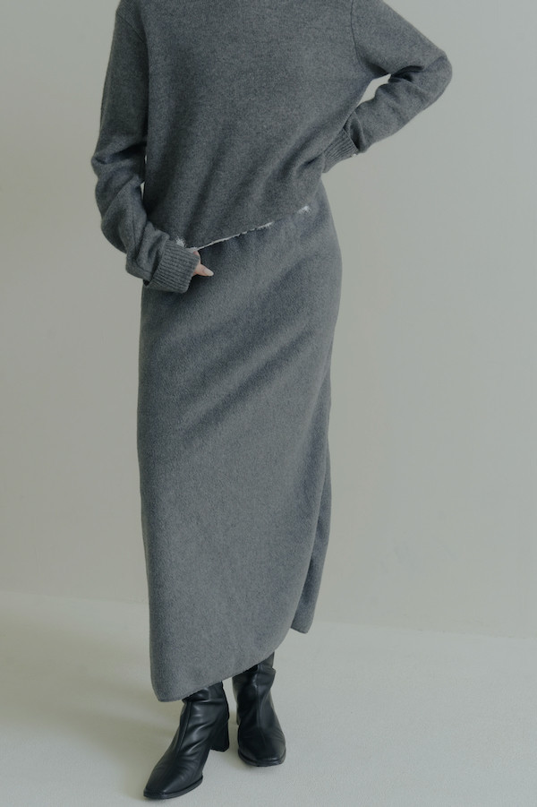 簡約後開衩保暖長裙(灰) 