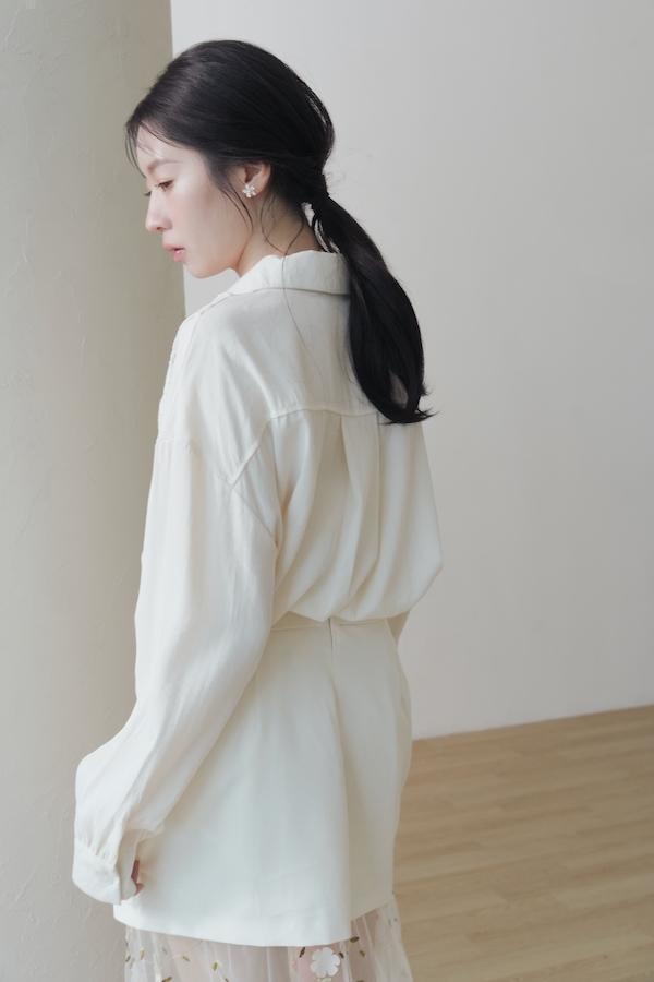 快閃-拼接蕾絲背心日感襯衫(米白) 