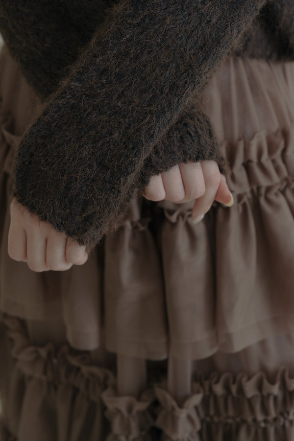 簡約Ｖ領針織落肩上衣(深咖) 