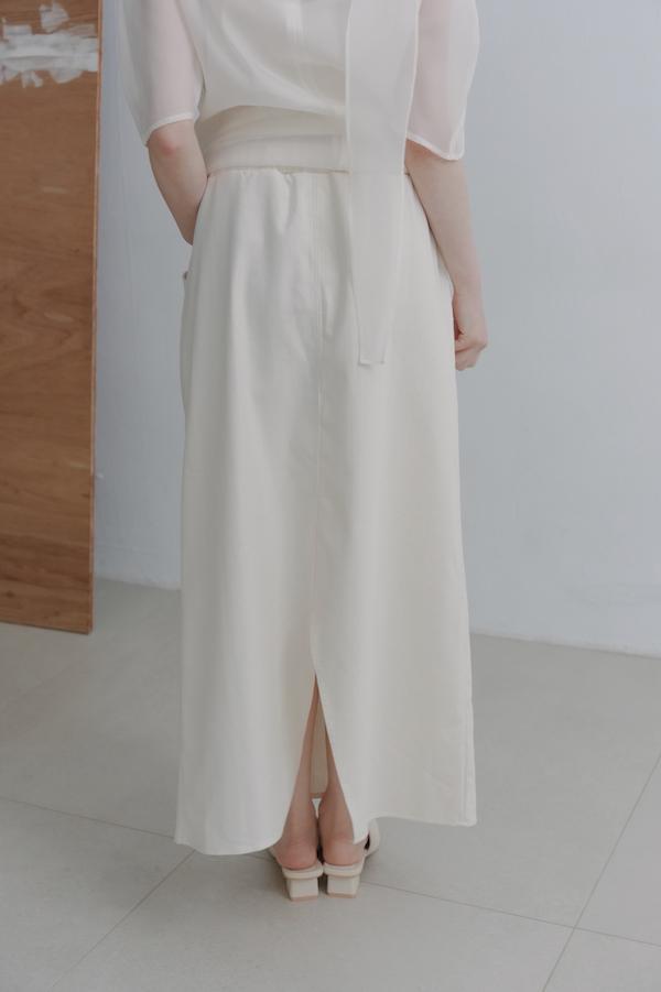 口袋設計A字牛仔裙(米白) 