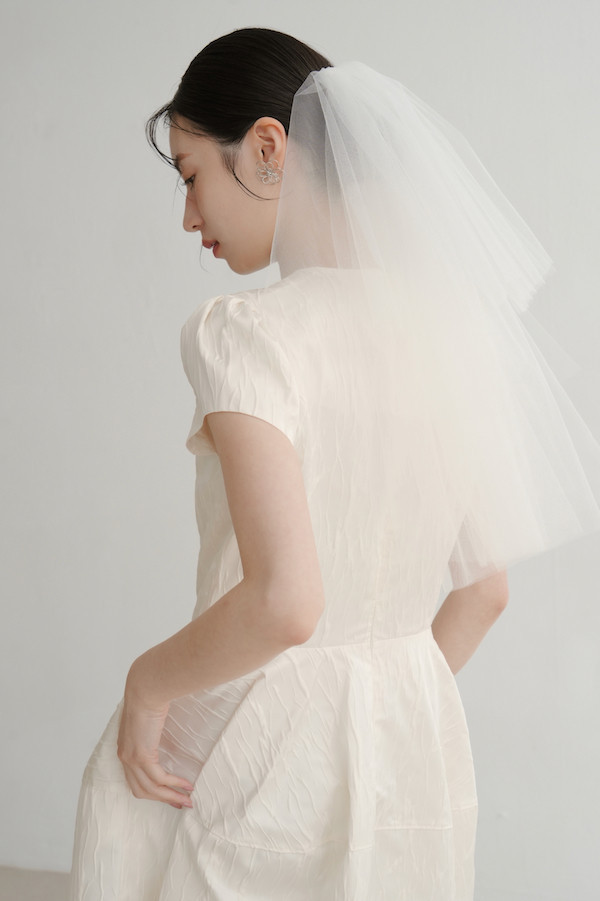 水波紋理立體剪裁洋裝(白) 