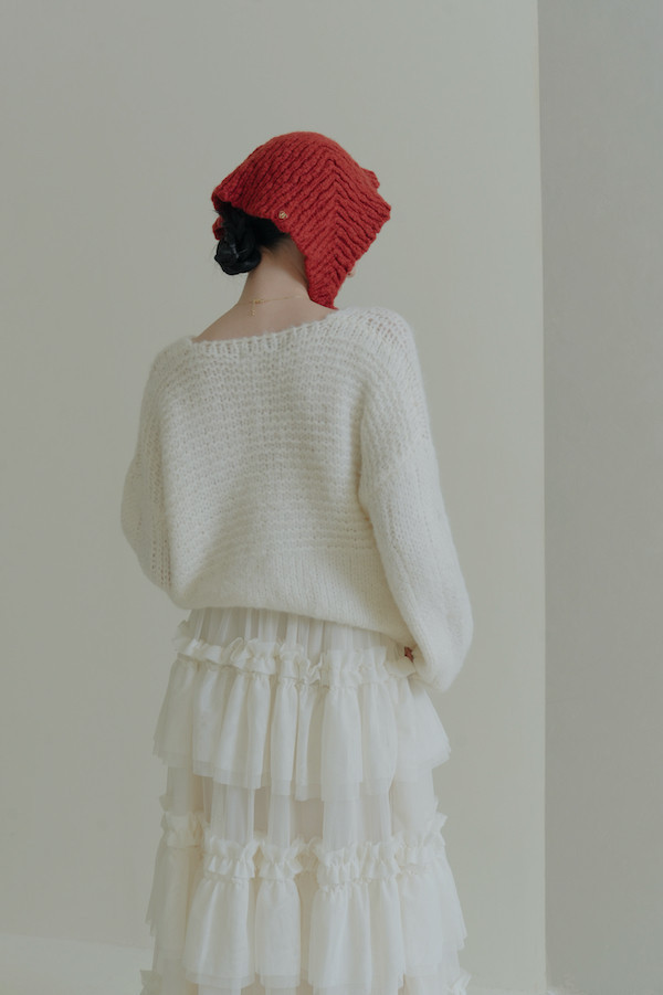 簡約Ｖ領針織落肩上衣(白) 