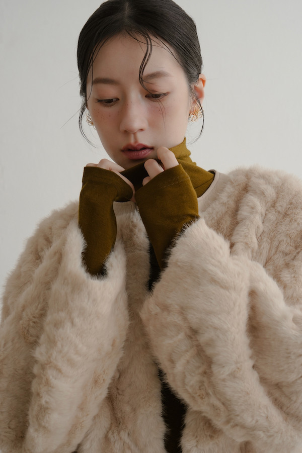 親膚保暖毛毛外套(奶茶) 