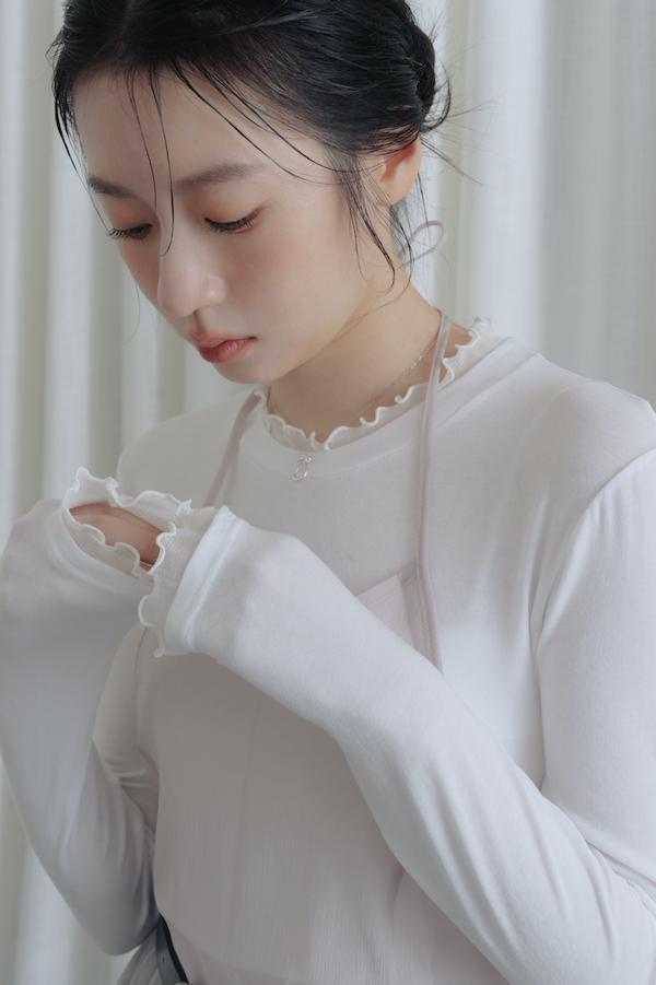 木耳薄紗滾邊天絲上衣(白) 