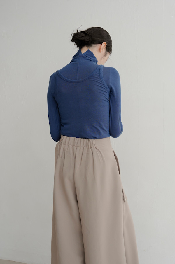 兩側釘釦設計長褲(米灰) 