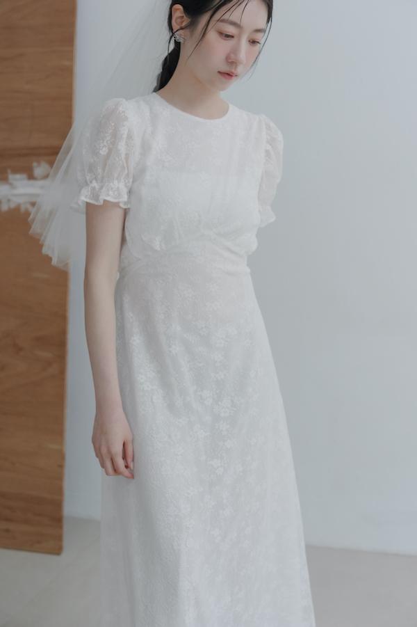 春日小花刺繡長洋裝(白) 