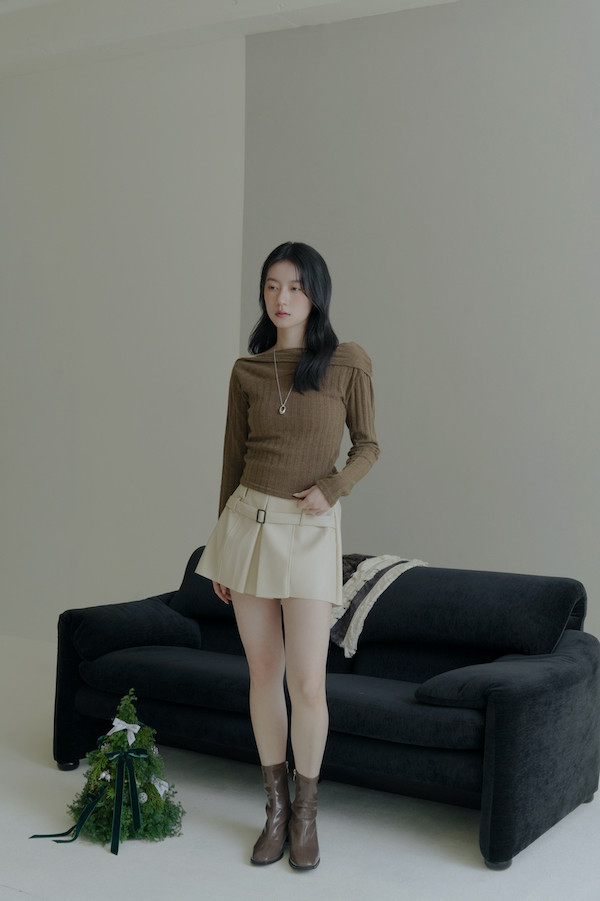 不規則卡肩坑條紋上衣(棕) 