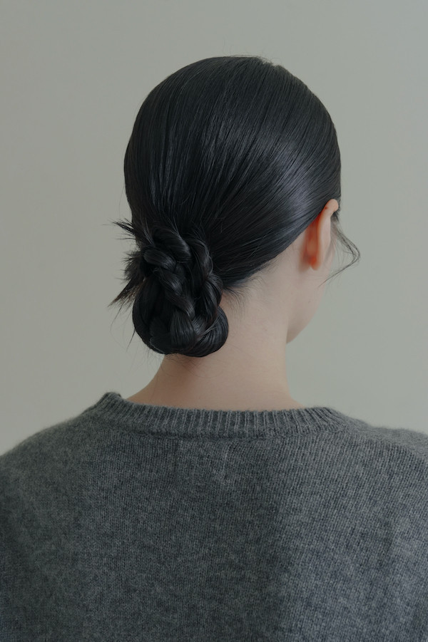 下擺蕾絲純羊毛上衣(灰) 