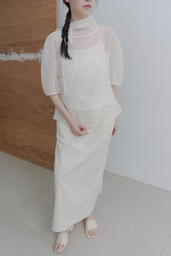 透肌彎弧袖韓系上衣(白) 