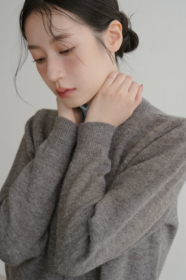 假兩件式木耳邊針織上衣(藍灰) 