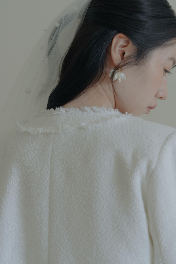 無領毛毛鬚邊外套(白) 