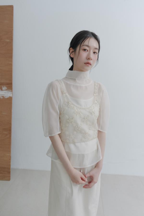 透肌彎弧袖韓系上衣(白) 