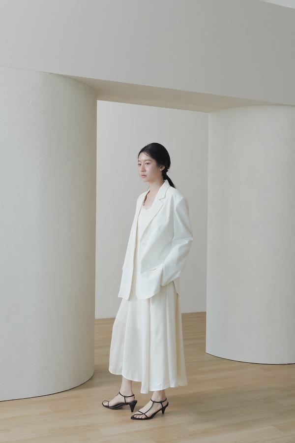 法式蕾絲緞面連身裙(米白) 