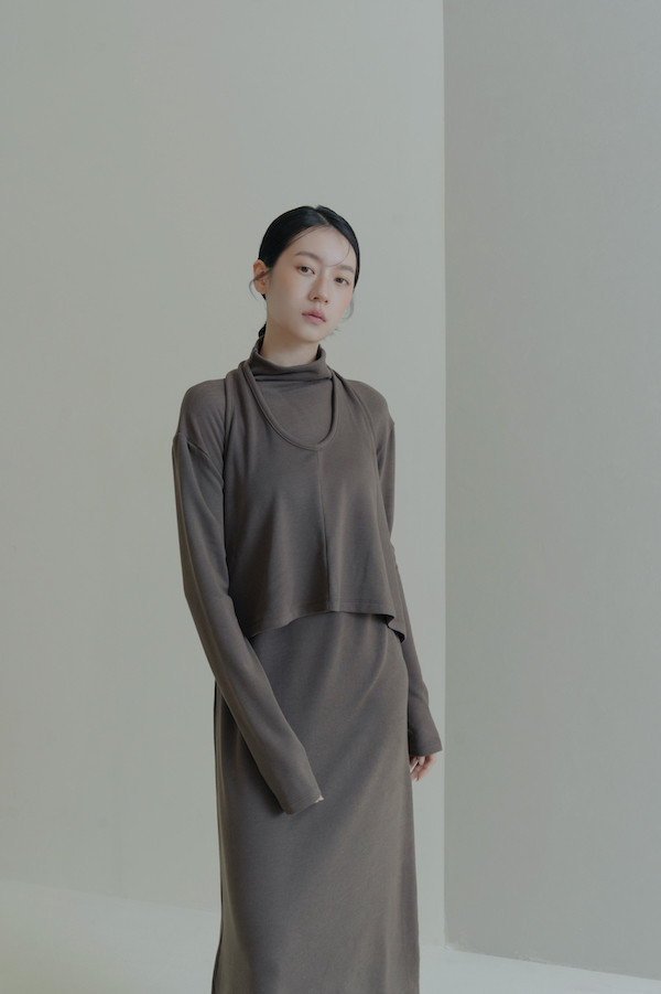 設計感兩件式造型洋裝(深棕) 