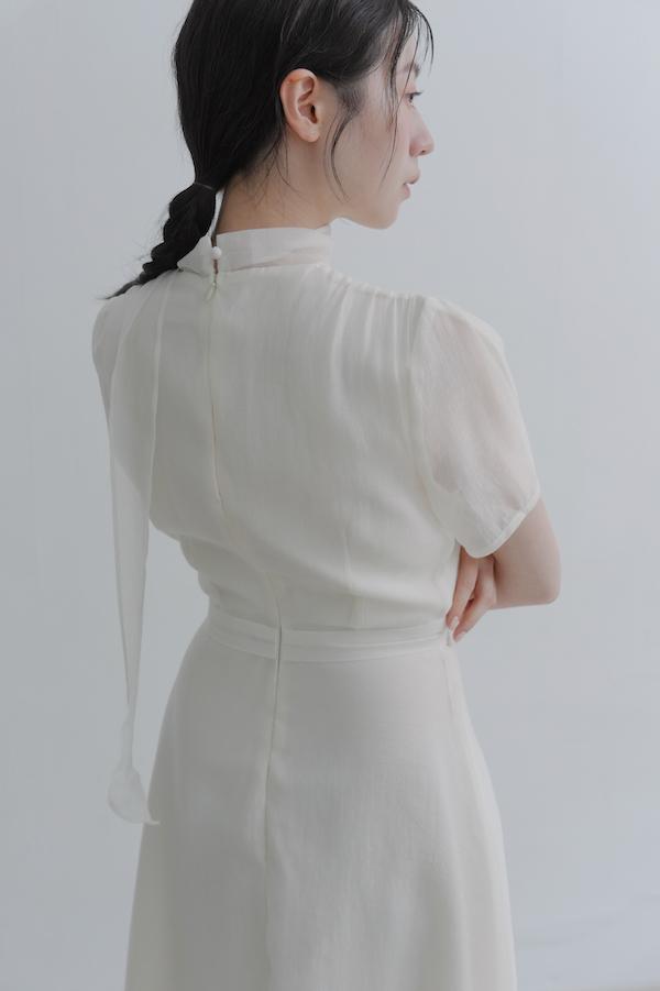 領巾小包袖天絲洋裝(米白) 