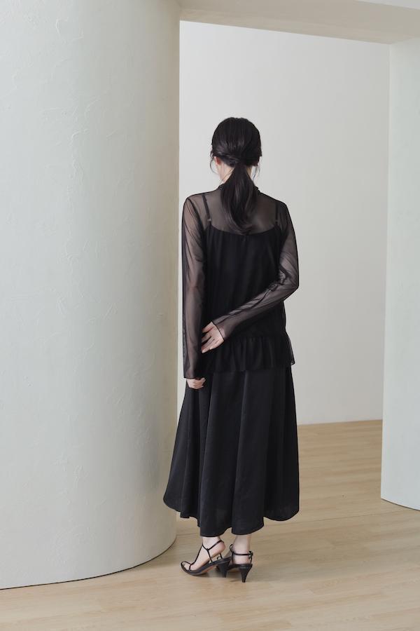 快閃-高密度網紗透肌感上衣(黑) 