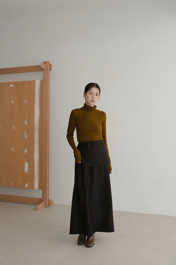 後領開衩附背心上衣(橄欖綠) 