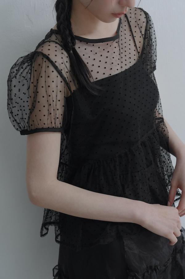 波點小包袖荷葉上衣(黑) 