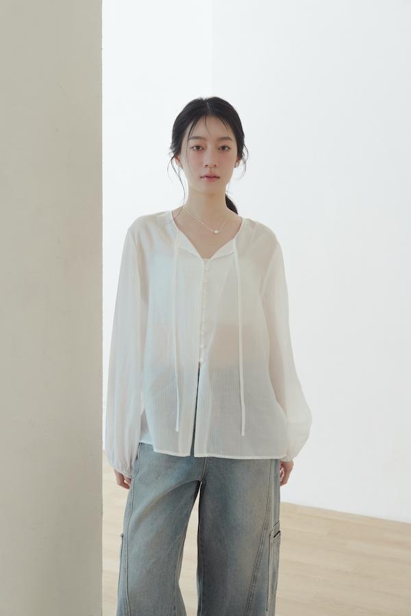 微透肌直紋天絲上衣(白) 