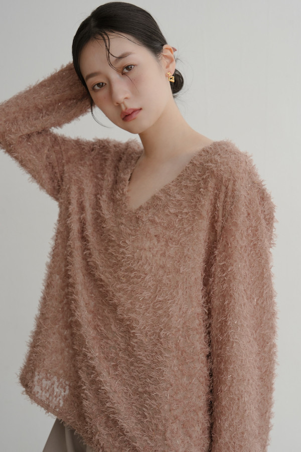 Ｖ領亮亮毛毛上衣(橘咖) 