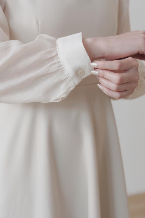 快閃-襯衫領微透肌長洋裝(杏) 