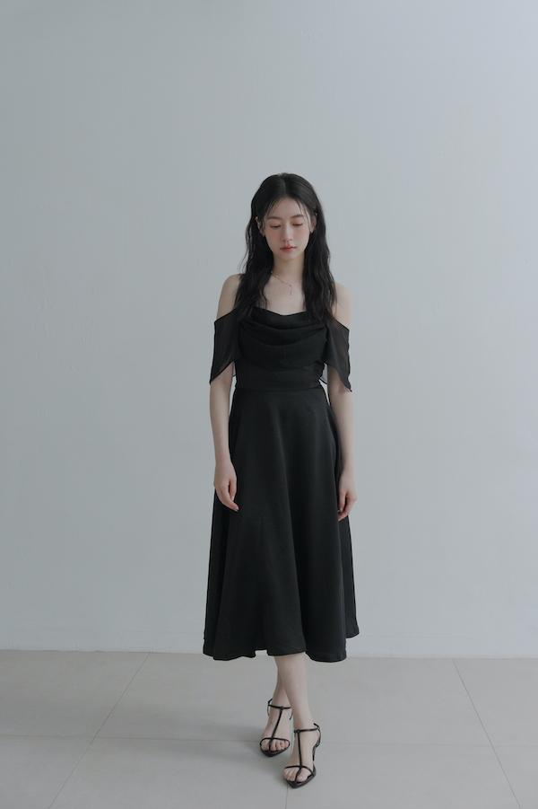 垂領卡肩雪紡洋裝(黑) 