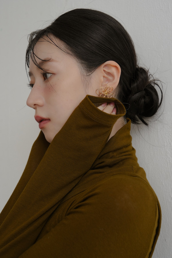 線條花朵設計耳針(金) 