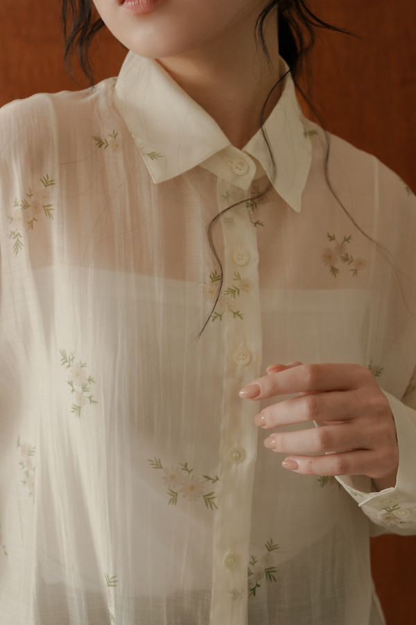 田園花樣天絲透肌上衣(白) 