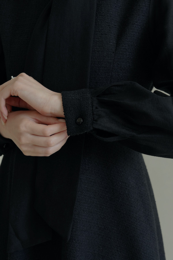 領巾綁帶小香風長洋裝(黑) 