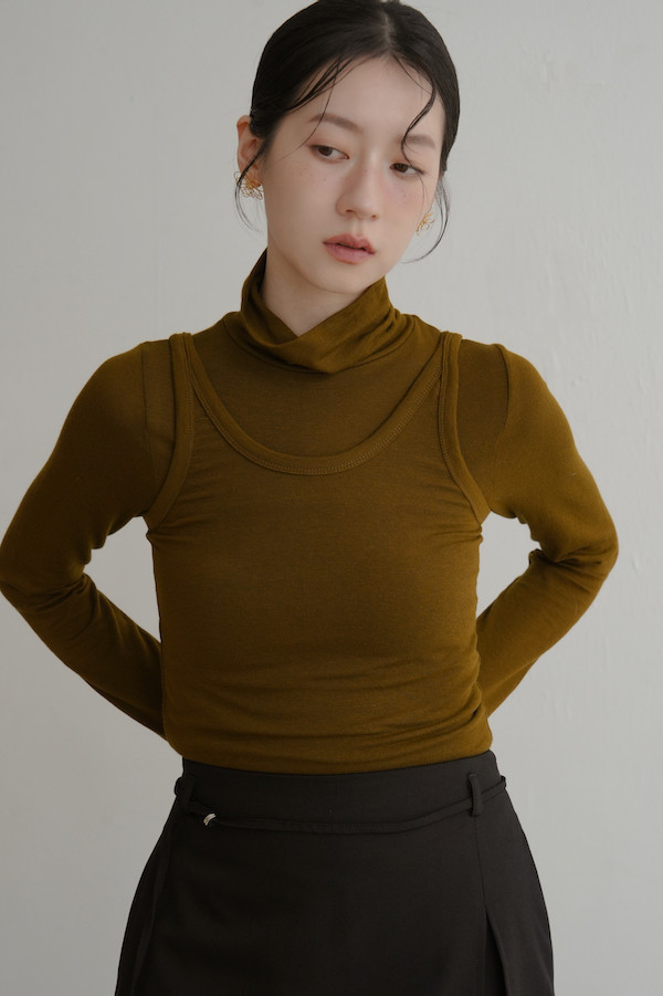 後領開衩附背心上衣(橄欖綠) 