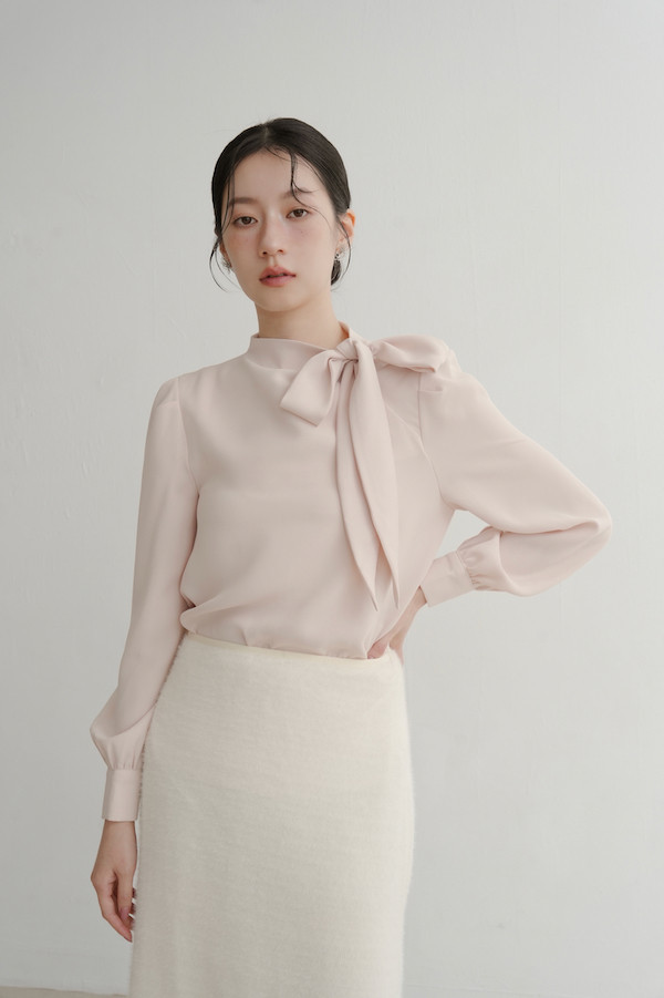 側邊綁帶設計長袖上衣(米杏) 