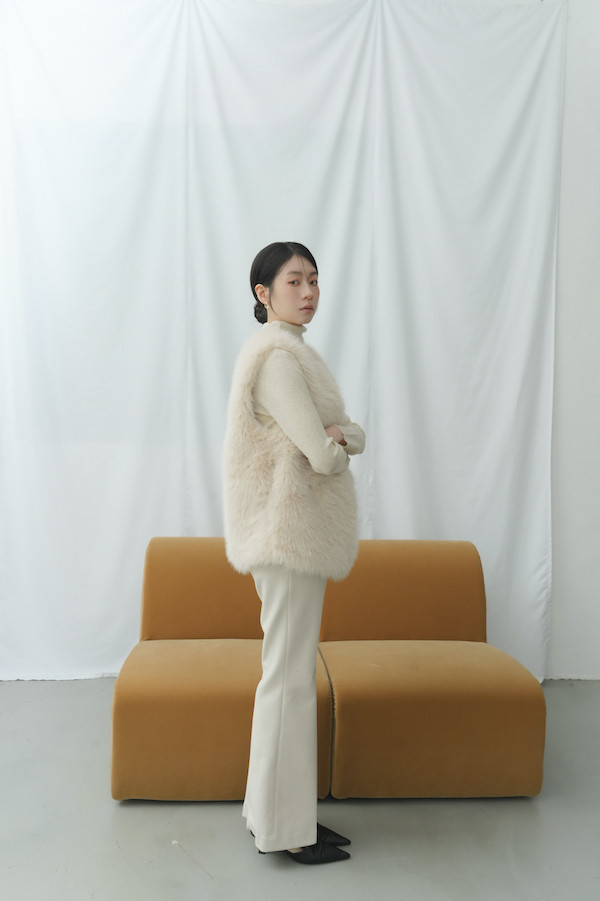 小喇叭羊毛修身長褲(米白) 