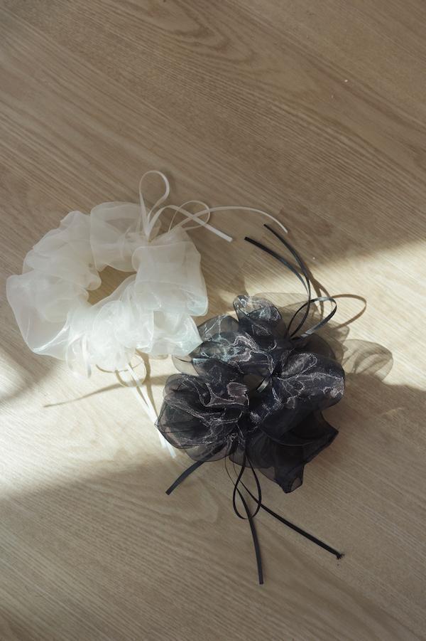 快閃-光澤歐根紗蝴蝶結髮圈(黑/白) 