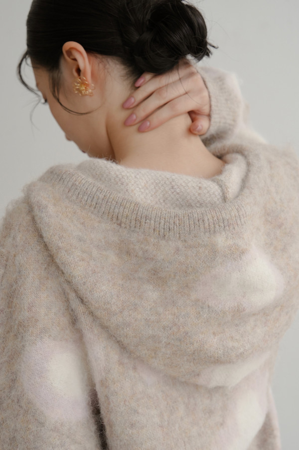 暈染愛心連帽毛衣(淺灰) 