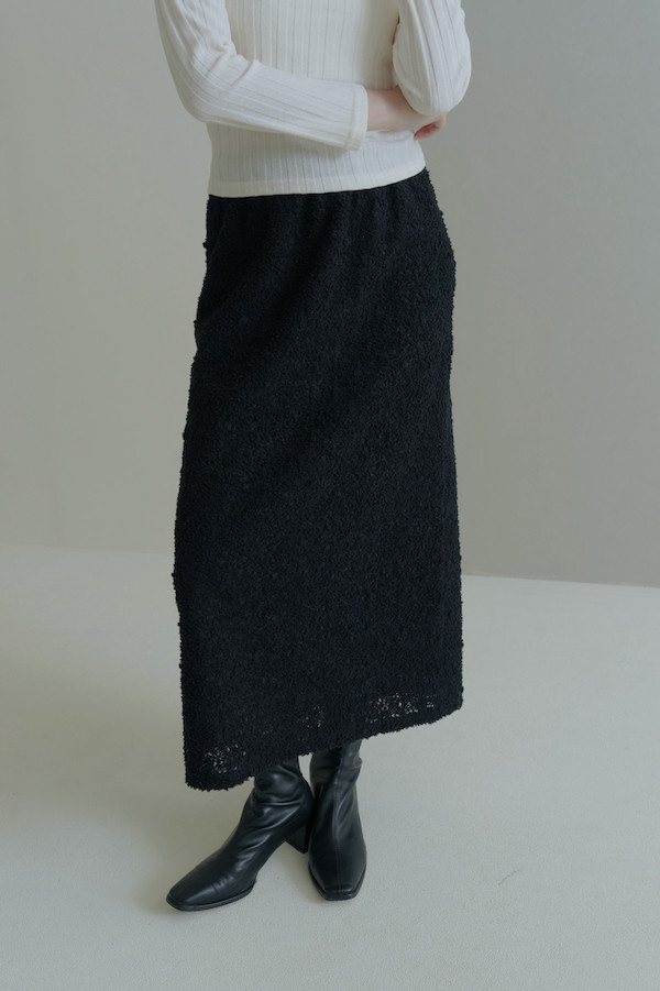 立體球球毛絨感長裙(黑) 