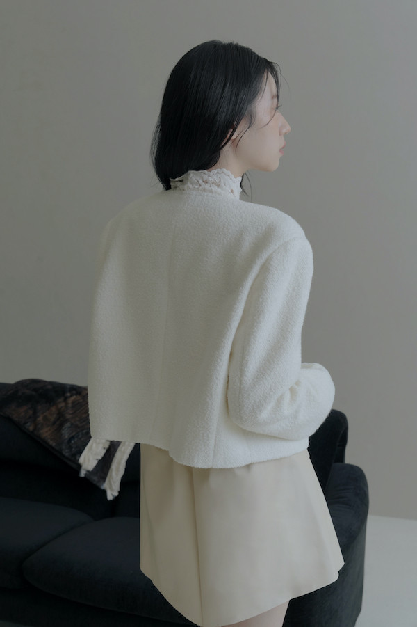 簡約圓釦小香風外套(米白) 