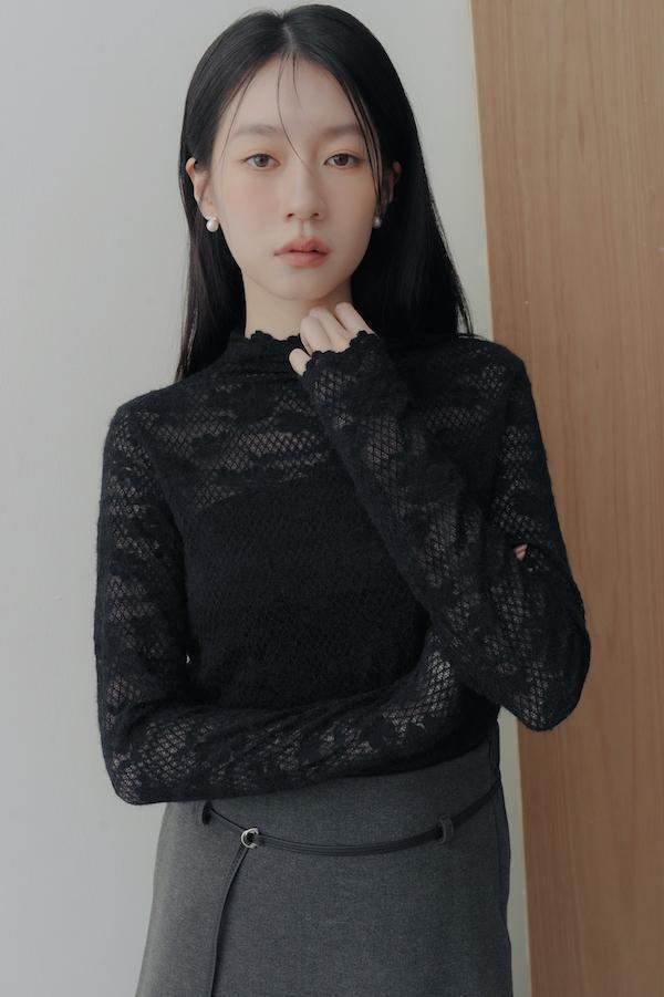 包領花朵蕾絲上衣(黑) 