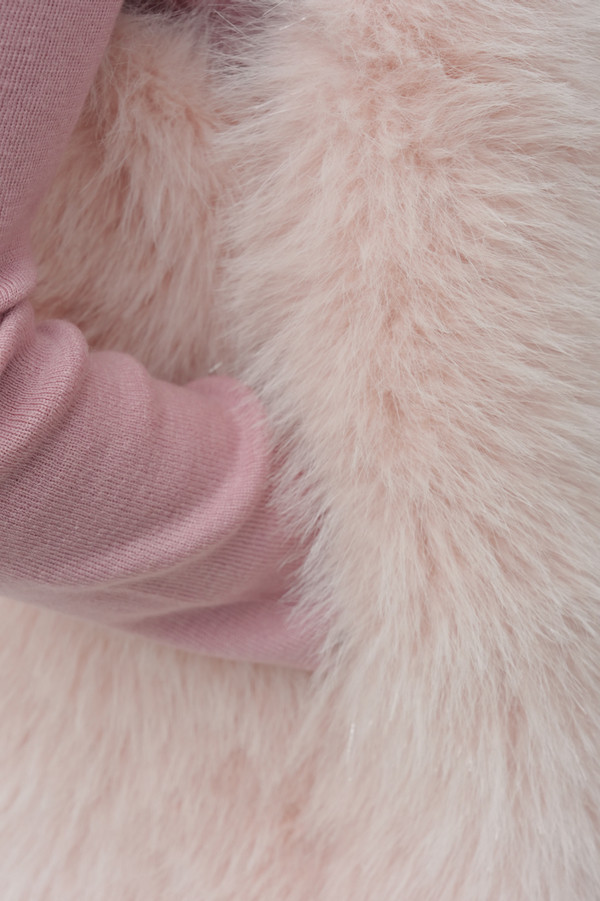 毛絨感Ｖ領光澤背心+上衣(粉) 