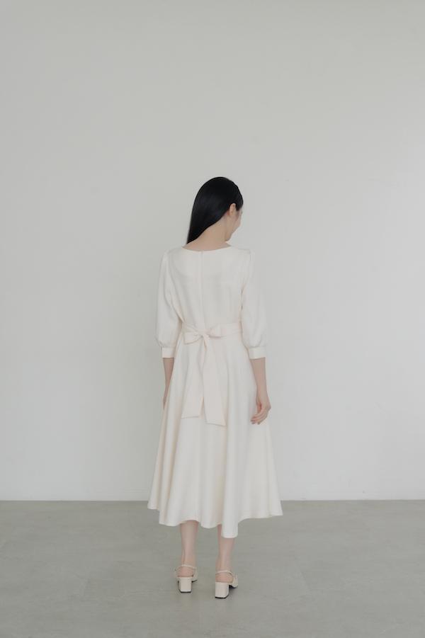 領口扭結七分袖洋裝(白) 